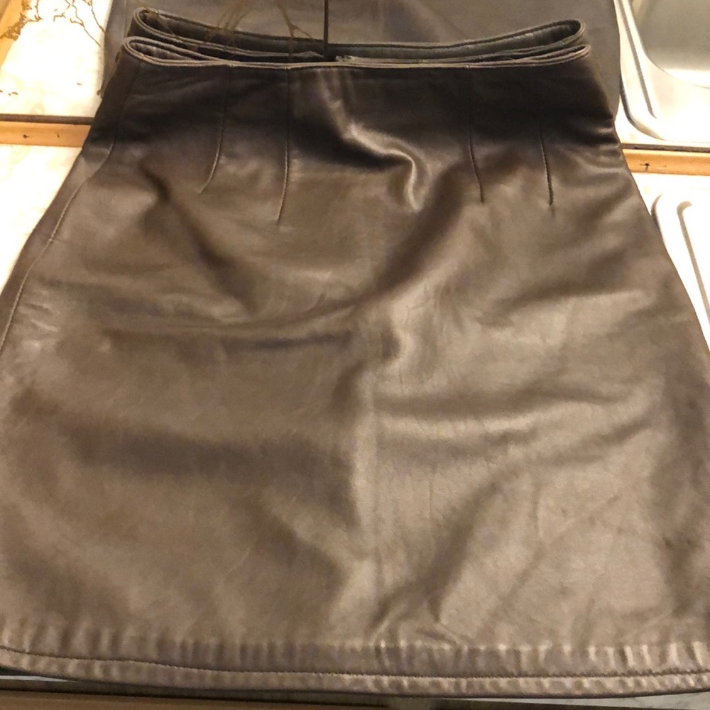 Leather skirt